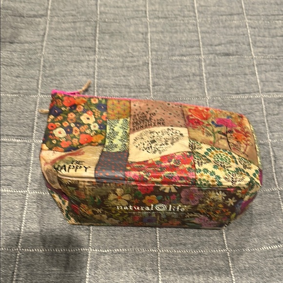 Floral Women's reversible pouch - Picture 4 of 6